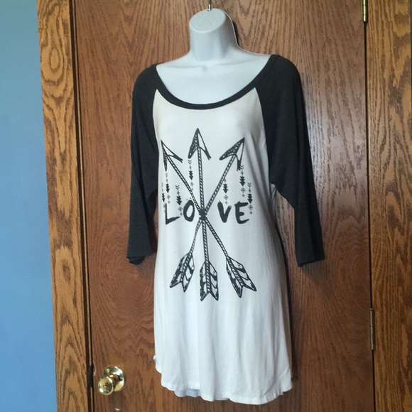 Western Arrow Long Tunic T-shirt NWOT - Picture 3 of 4